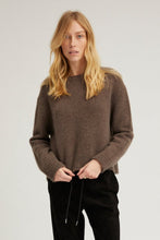 Load image into Gallery viewer, SPRWMN Heavy Classic Crew Neck- Truffle