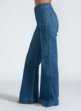 Load image into Gallery viewer, ASKKNY Brighton Wide Leg Jean in Mercury