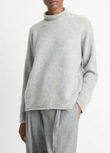Load image into Gallery viewer, Vince Boxy Turtle Neck- Stone Grey