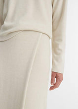 Load image into Gallery viewer, vince Cozy Wrap Skirt in Ceramic