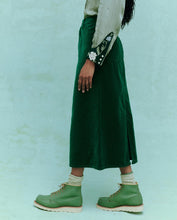 Load image into Gallery viewer, The Great Velvet Column Skirt- Emerald