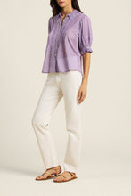 Load image into Gallery viewer, Trovota Jess Blouse Lilac Gingham