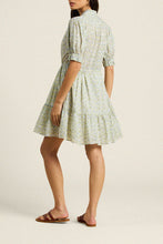 Load image into Gallery viewer, Trovota Pheobe Dress Nantucket Ditsy
