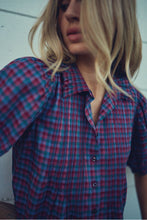 Load image into Gallery viewer, Trovata Jess Blouse- Poppy &amp; Pine Check
