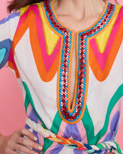 Load image into Gallery viewer, Figue Bianca Kaftan - Chevron Multi White
