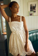 Load image into Gallery viewer, Hunter Bell Cosette Dress in white
