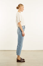 Load image into Gallery viewer, SPRWMN Padi Crop Straight Jeans
