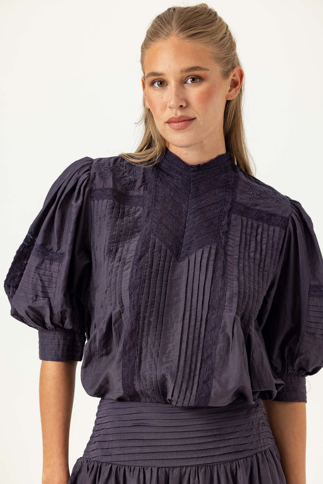 Wearesundays-Moni tops