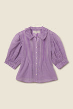 Load image into Gallery viewer, Trovota Jess Blouse Lilac Gingham
