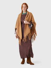 Load image into Gallery viewer, The Great- The big sweater fringe scarf
