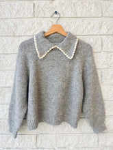 Load image into Gallery viewer, The Great-The Crochet Collar Pullover
