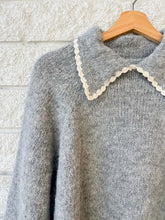 Load image into Gallery viewer, The Great-The Crochet Collar Pullover
