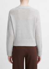 Load image into Gallery viewer, Vince Wool and Cashmere Boxy Three-Button Cardigan - Soft Grey
