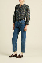 Load image into Gallery viewer, Trovata Clara Blouse- orchard frost
