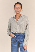 Load image into Gallery viewer, Trovata Grace Classic Shirt- Sycamore Stripe
